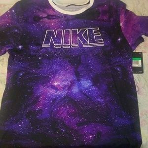 Nike Men's XL T-shirt Galaxy Purple